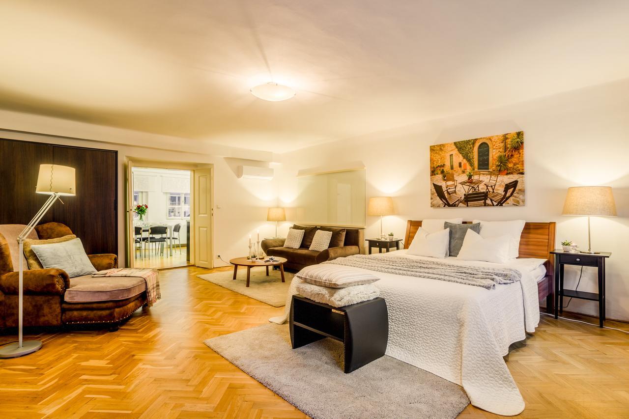 Royal Route Residence Prague Exterior photo